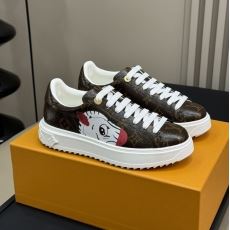 Louis Vuitton Low Shoes